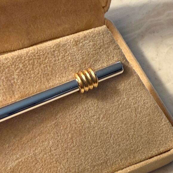 Nina Ricci Paris Tie Clip Pin Bar Tac Box Gold Silver toned - Picture 2 of 5